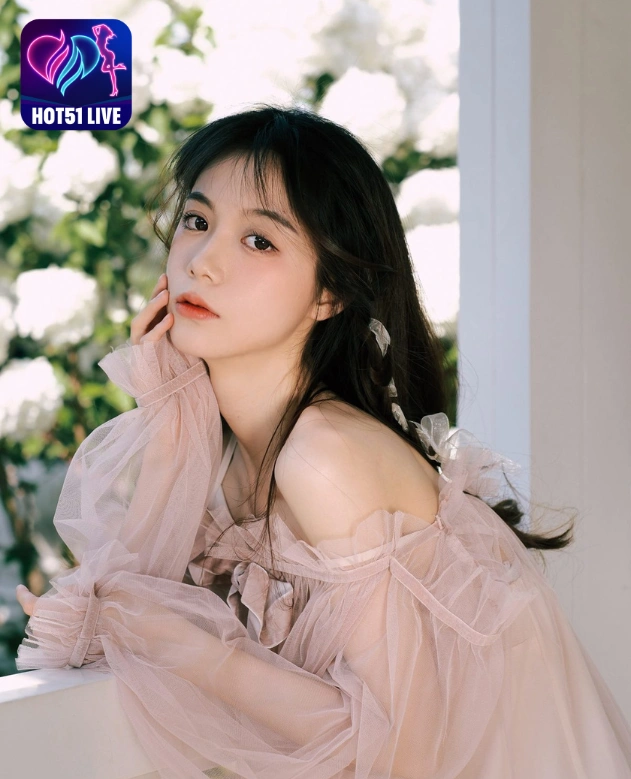 Xiao Qian Hi, Menjelajahi Fenomena Hot51: APK Live 18+ yang Kontroversial dan Keberhasilan. Beautiful Girl 3 - HOT51 MOD APK Xiao Qian Hi-hotlive